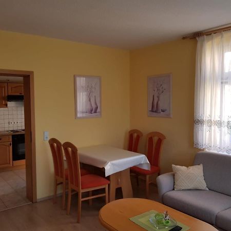 Ferienwohnung Karlguth Нойщад-ин-Заксен Екстериор снимка